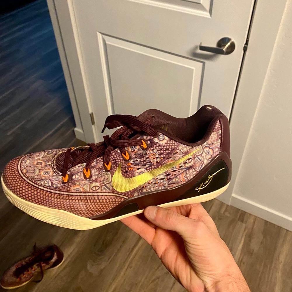 Nike Kobe 9 “Silk”